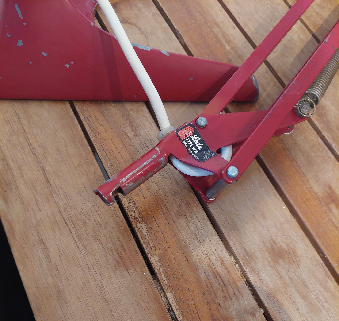 lampada detaile