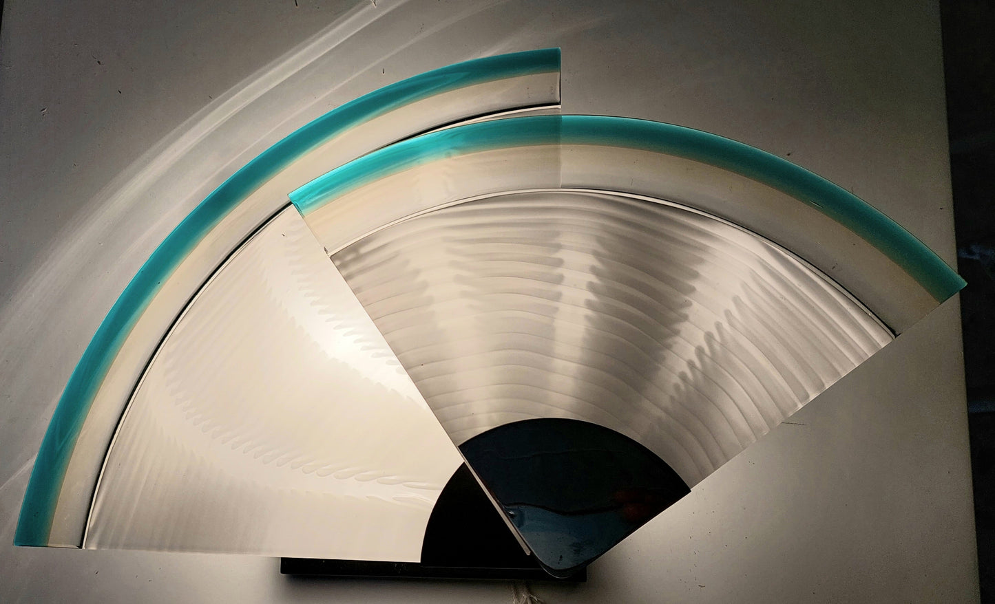 Milan Memphis  Italian Murano Wall Light by  Leucos 1970