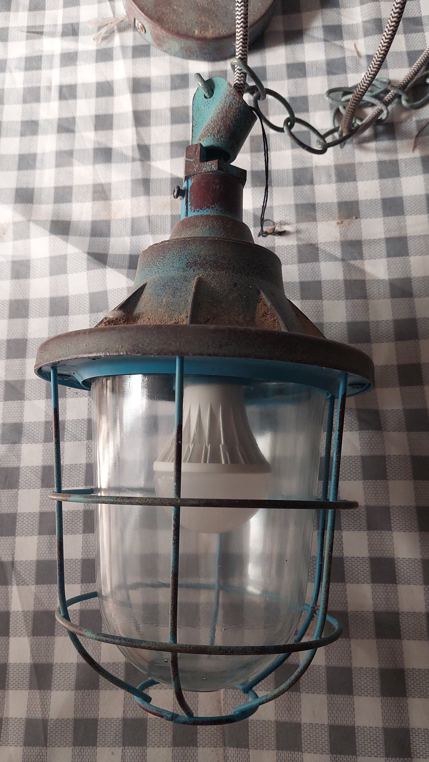 Industrial Style Pendant Lamp