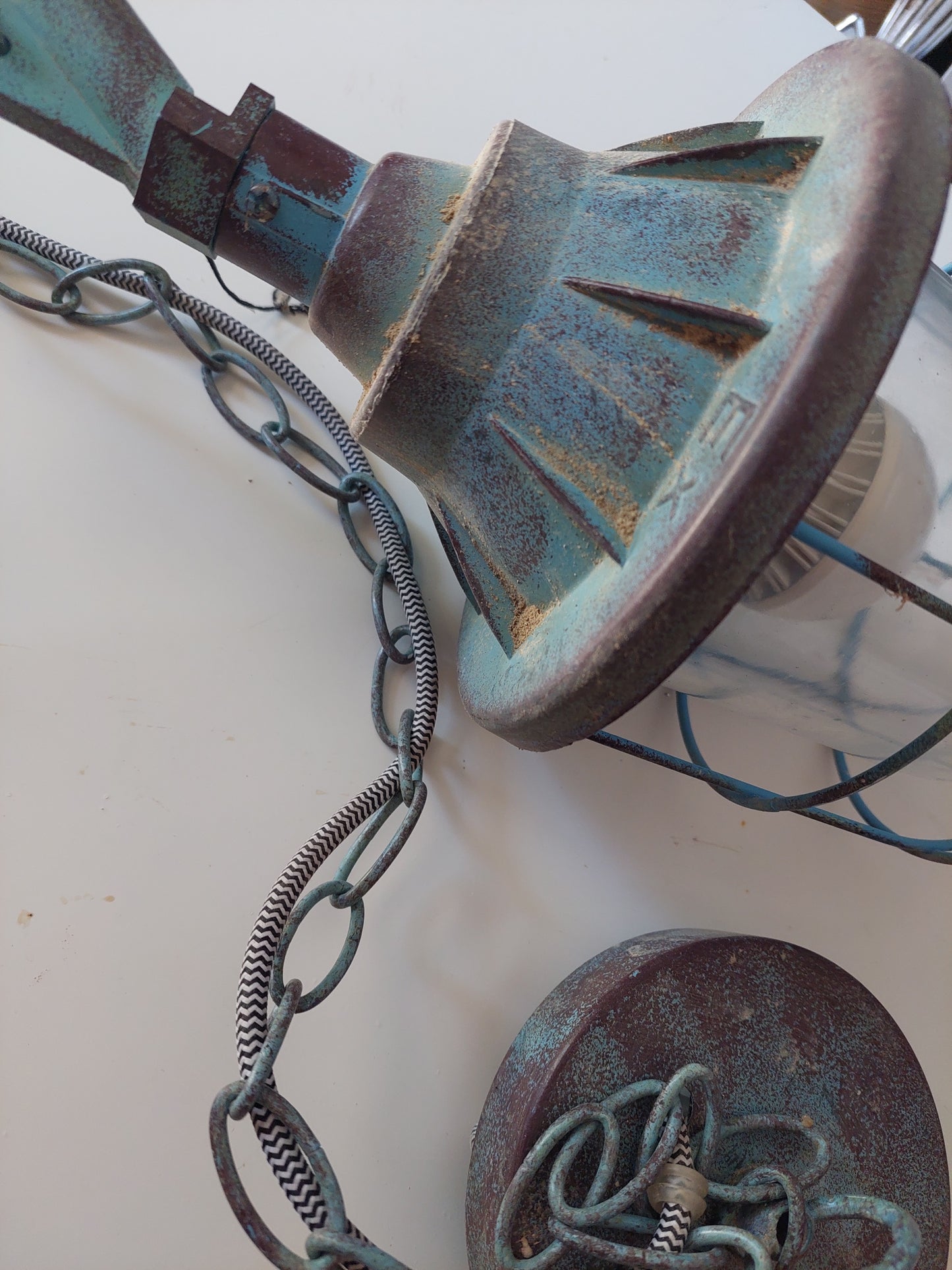 Industrial Style Pendant Lamp
